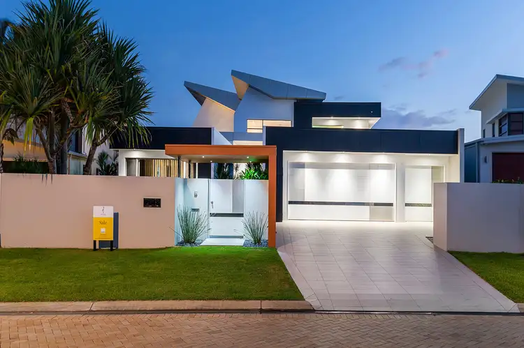 2048 The Circle, Sanctuary Cove QLD 4212