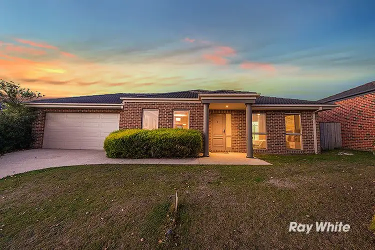Second view of Homely house listing, 4 Ferndown Drive, Cranbourne VIC 3977