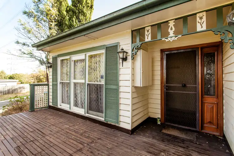 Second view of Homely house listing, 5 Hillcrest Avenue, Ringwood VIC 3134