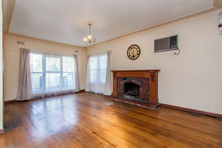 Fourth view of Homely house listing, 5 Hillcrest Avenue, Ringwood VIC 3134