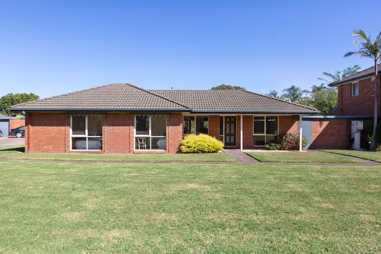 15 Parkside Boulevard, Carrum VIC 3197