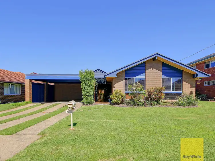 19 Gateway Street, Wynnum West QLD 4178