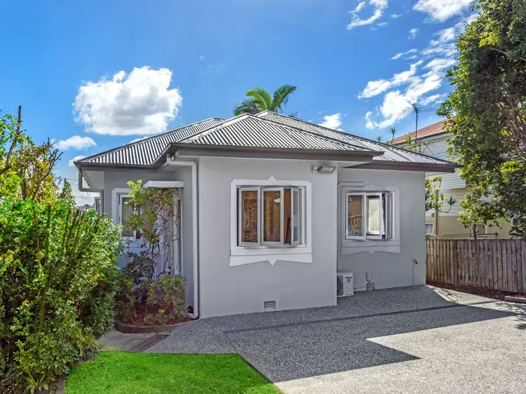 26 Thirteenth Avenue, Kedron QLD 4031