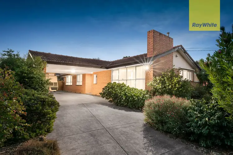 8 Allenby Avenue, Wantirna South VIC 3152