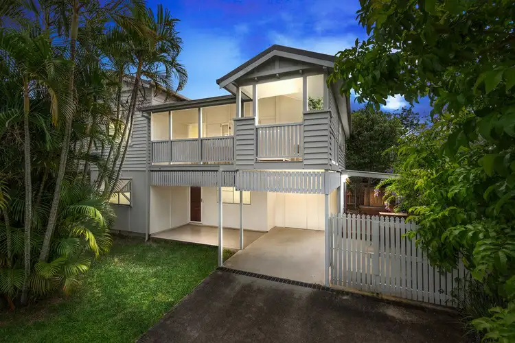 17 Beatrice Street, Hawthorne QLD 4171