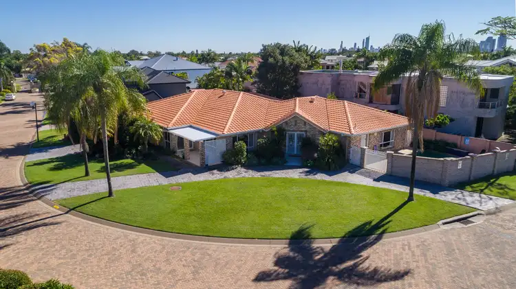 28 Portobello Drive, Mermaid Waters QLD 4218