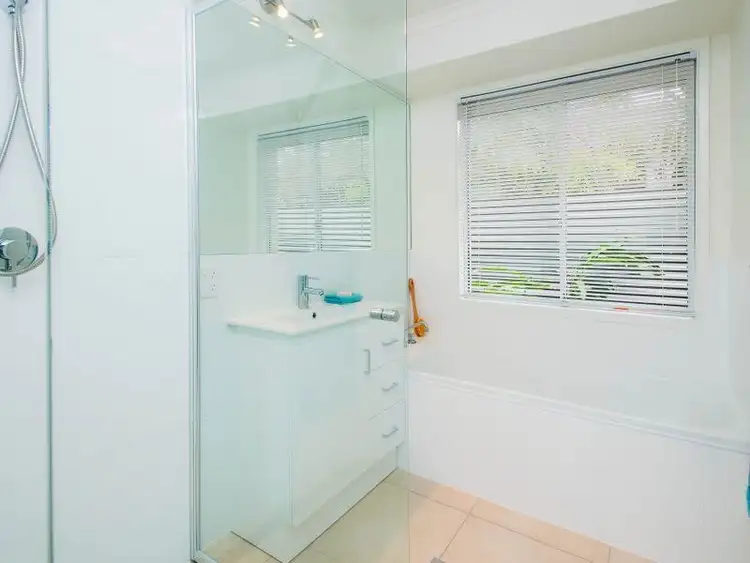 Fifth view of Homely other listing, 2/38 Howard Street, Runaway Bay QLD 4216
