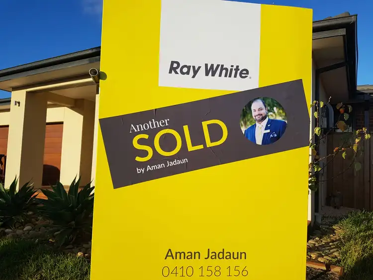28 Attunga Grove, Werribee VIC 3030