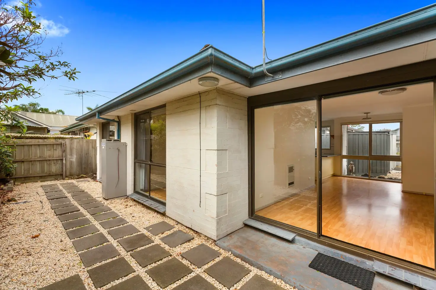 Main view of Homely unit listing, 5/12-14 Bay Street, Mordialloc VIC 3195