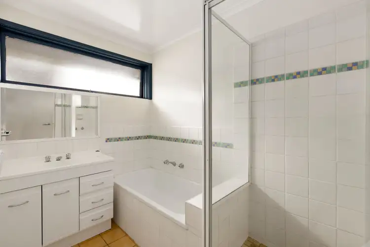 Sixth view of Homely unit listing, 5/12-14 Bay Street, Mordialloc VIC 3195