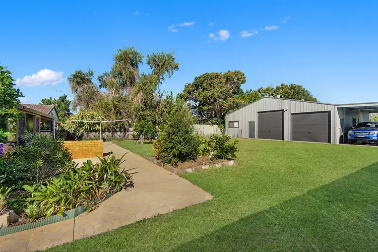 2 Roseland Avenue, Yamba NSW 2464