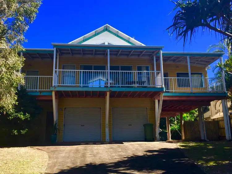 5 Captains Court, Sunrise Beach QLD 4567