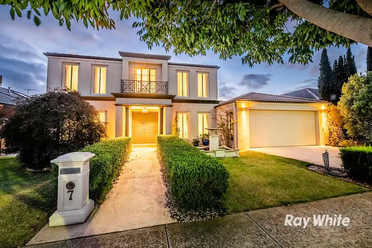 7 Golden Elm Way, Lyndhurst VIC 3975