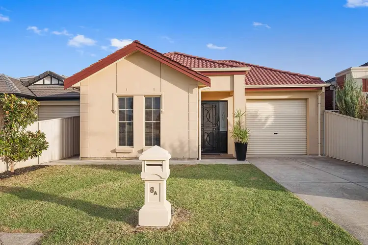 8A Winser Avenue, Seaton SA 5023