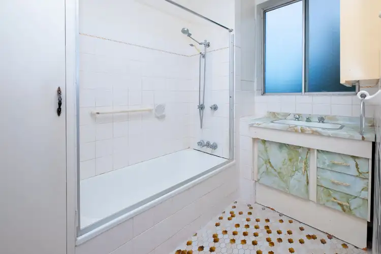 Fifth view of Homely unit listing, 6/56 Pembroke Road, Coorparoo QLD 4151