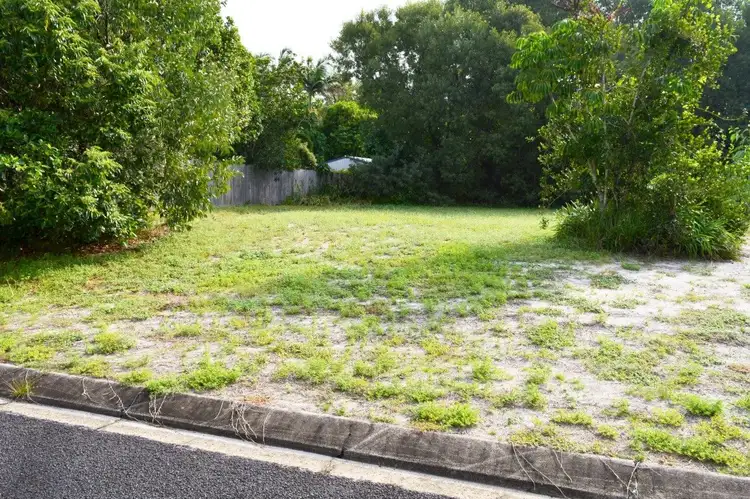 43 Holland Street, Mission Beach QLD 4852