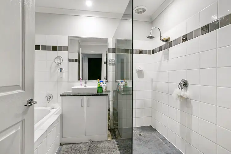 Third view of Homely house listing, 1/6 Fairfield Street, Cranbourne VIC 3977