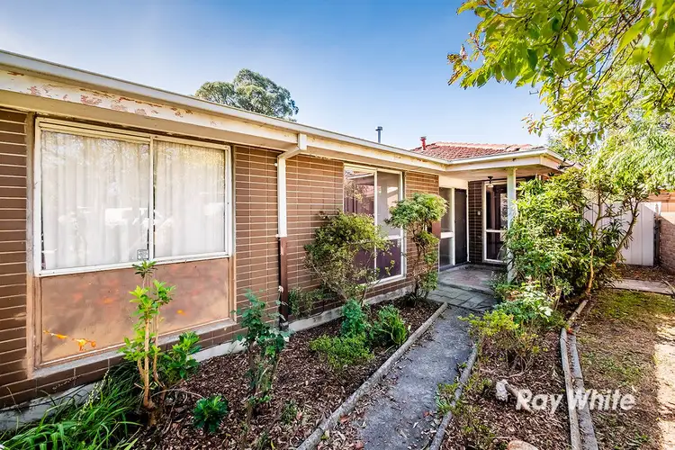 18 Valerie Drive, Cranbourne VIC 3977