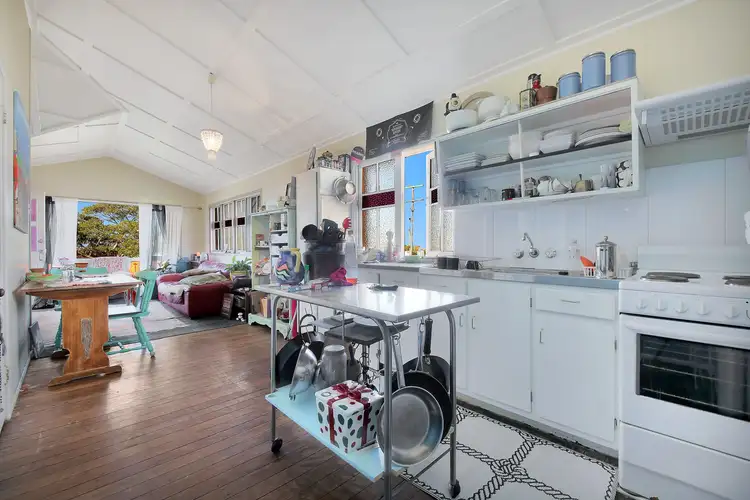 Sixth view of Homely unit listing, 6/126 Marine Parade, Southport QLD 4215