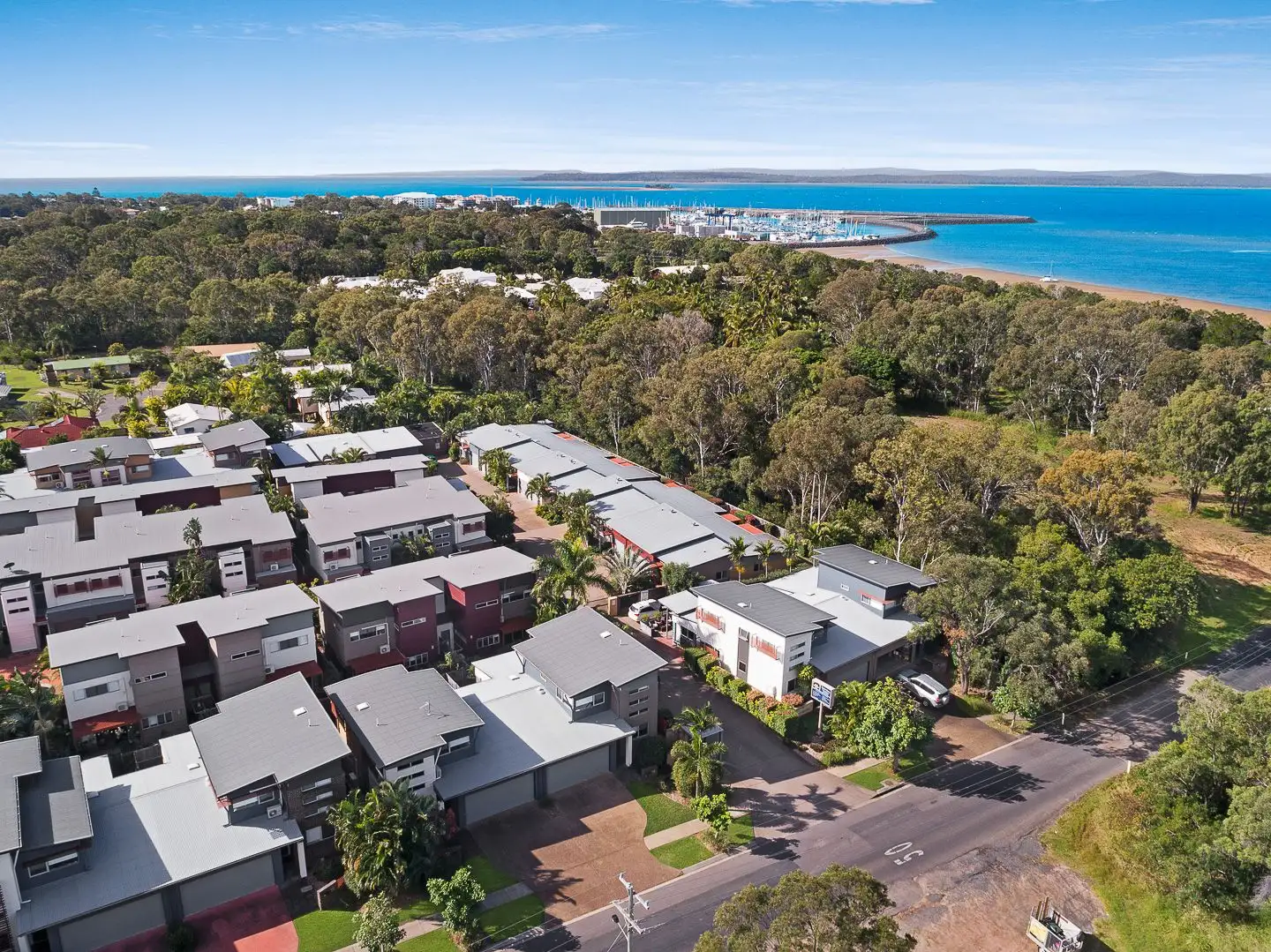 Main view of Homely townhouse listing, 33/136 Pulgul Street, Urangan QLD 4655