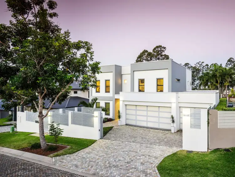 12 Dress Circle Court, Bridgeman Downs QLD 4035