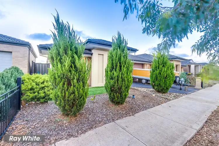 Second view of Homely house listing, 5 Calita Avenue, Tarneit VIC 3029