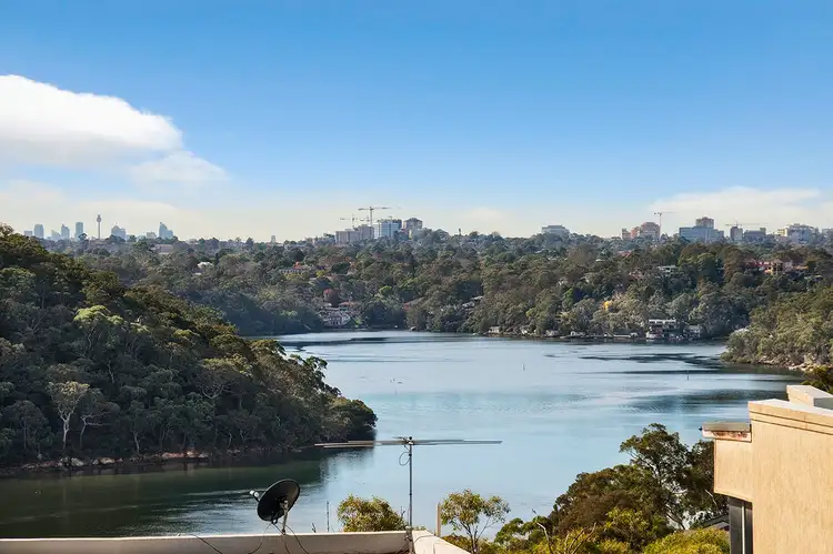 14/65 Hobart Place, Illawong NSW 2234