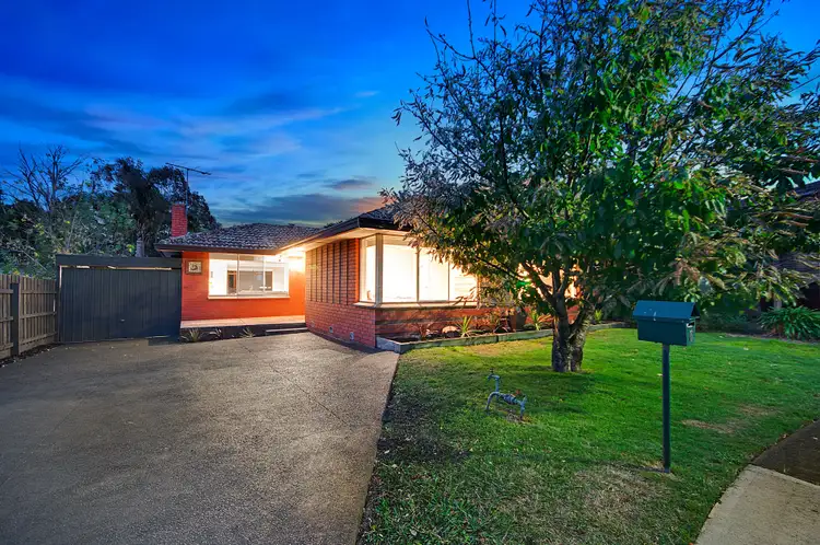 5 Merlin Court, Frankston VIC 3199