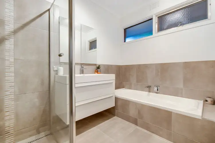 Sixth view of Homely house listing, 5 Merlin Court, Frankston VIC 3199