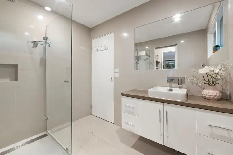 Fifth view of Homely unit listing, 1/14 Williams Street, Frankston VIC 3199