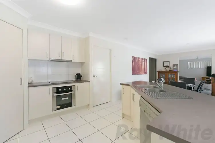 11 McDonald Road, Wellington Point QLD 4160