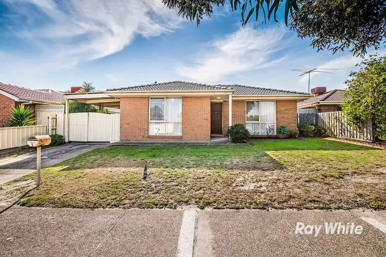 3 Brentwood Drive, Cranbourne North VIC 3977