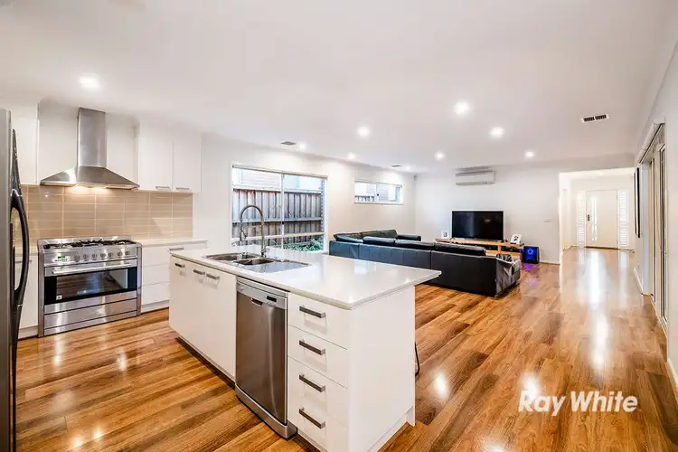 54 Hayton Park Boulevard, Cranbourne West VIC 3977