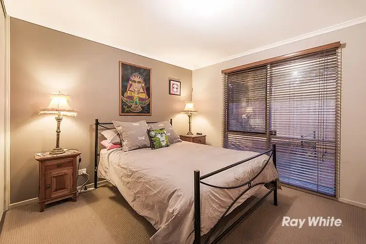 Seventh view of Homely house listing, 2 South Charles Court, Cranbourne VIC 3977