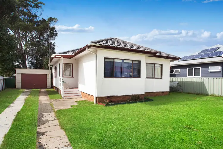 5 Bellevue Avenue, Warilla NSW 2528