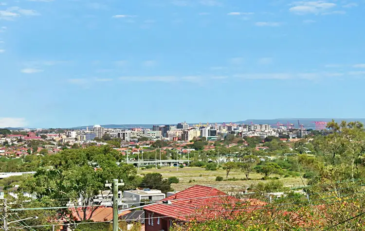 Second view of Homely apartment listing, 6/7 Hendy Avenue, Coogee NSW 2034