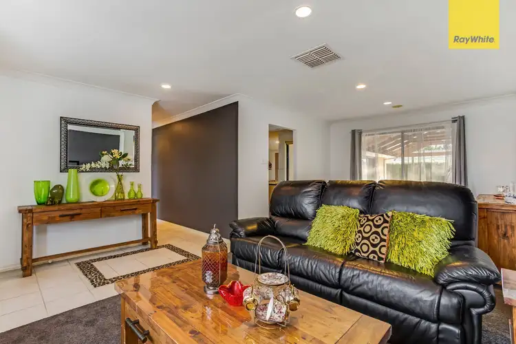 Third view of Homely house listing, 25 Kanmore Crescent, Hillside VIC 3037