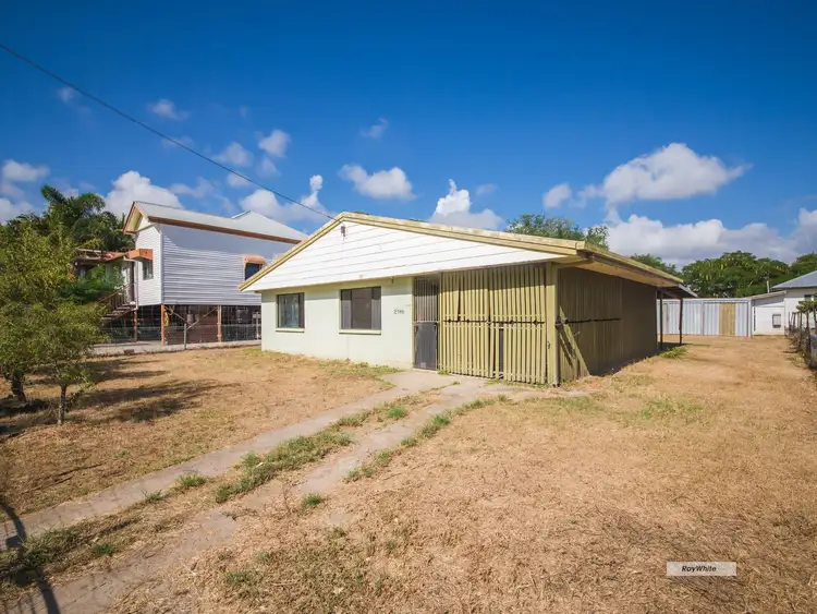 296 Kent Street, Depot Hill QLD 4700