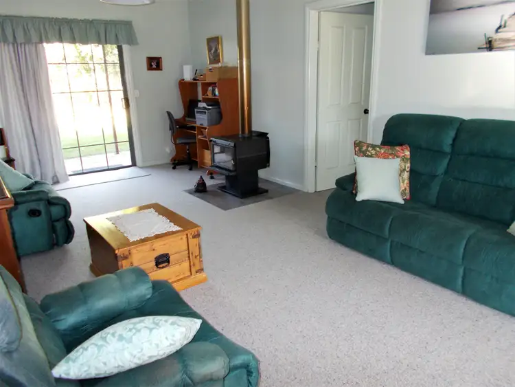 Second view of Homely house listing, 10 Smith Avenue, Bordertown SA 5268
