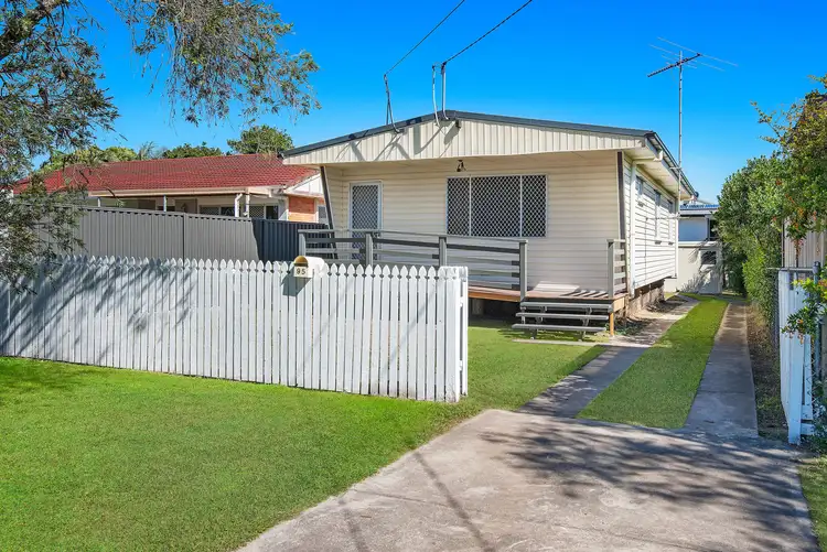 95 Dover Road, Redcliffe QLD 4020