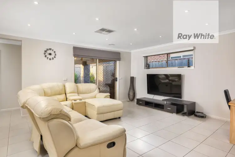 Second view of Homely house listing, 5 Clancy Way, Doreen VIC 3754