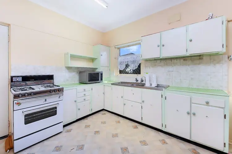 Fourth view of Homely house listing, 7 Josselyn Place, Concord NSW 2137