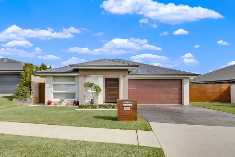 14 Easton Avenue, Spring Farm NSW 2570