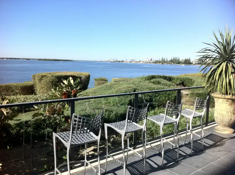 28104 Ephraim Island, Paradise Point QLD 4216