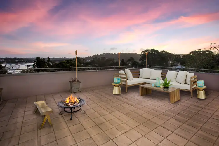 Fifth view of Homely house listing, 122 Irrubel Road, Newport NSW 2106