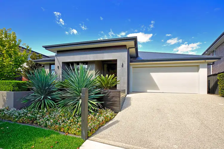 96 Bradley Street, Glenmore Park NSW 2745