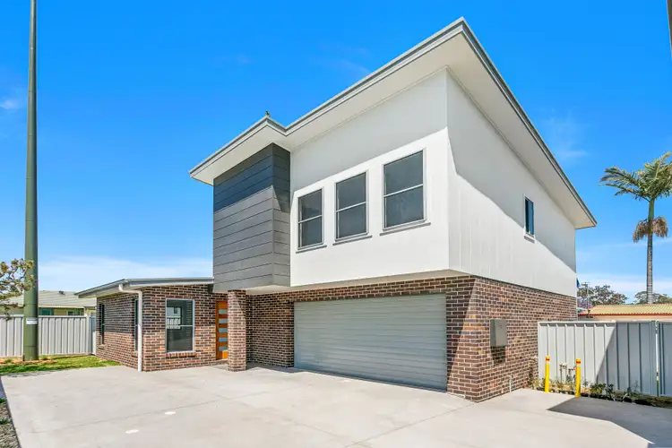 Main view of Homely townhouse listing, 3/27 Lyne Street, Oak Flats NSW 2529