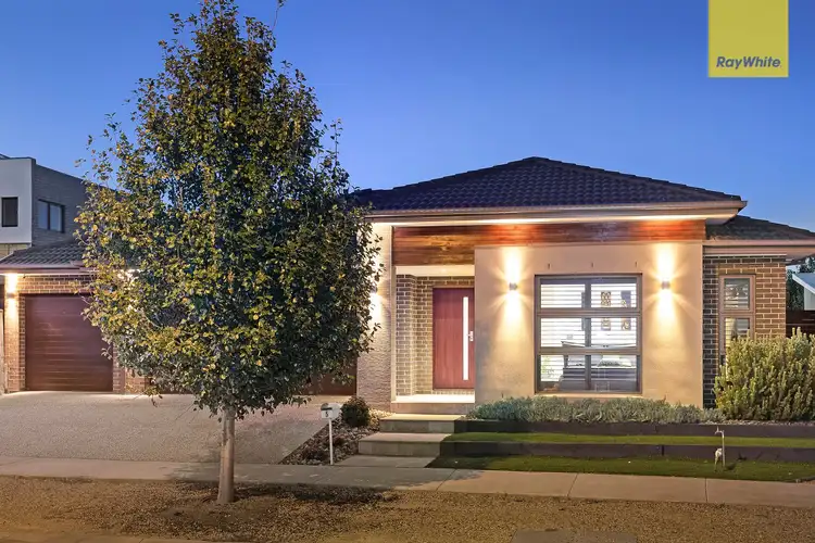 Second view of Homely house listing, 5 Balerno Way, Taylors Hill VIC 3037