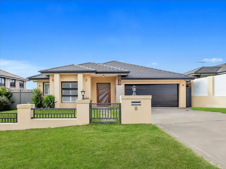 8 Boswell Street, Helensburgh NSW 2508