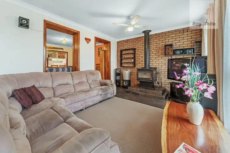 Fifth view of Homely house listing, 58 Dianne Avenue, Craigieburn VIC 3064